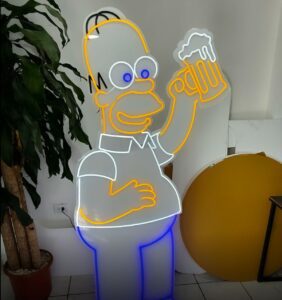 Rotulo neon homero